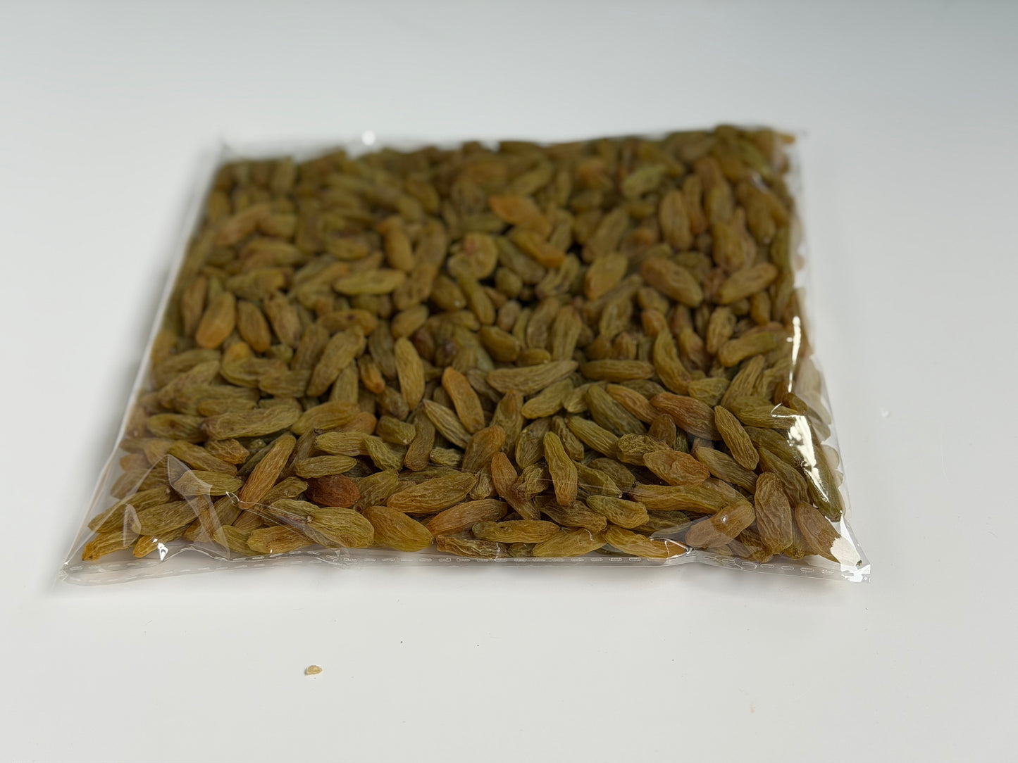 Green raisins (Sundarkhani)