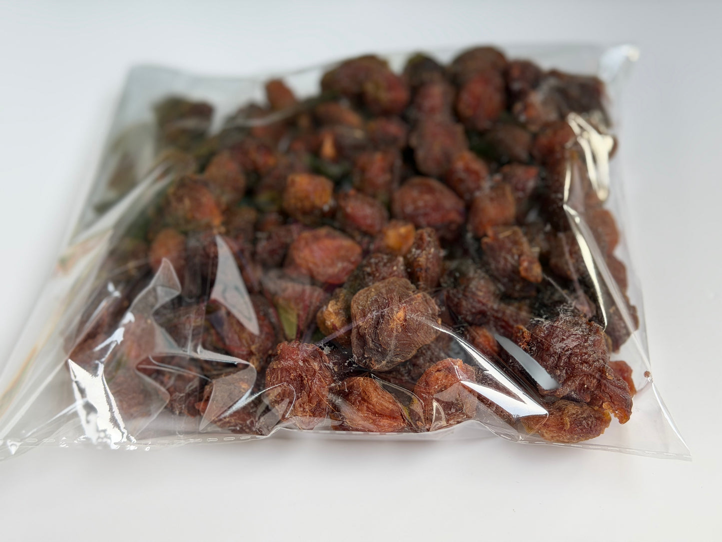 Afghan dried plum (dark/light)