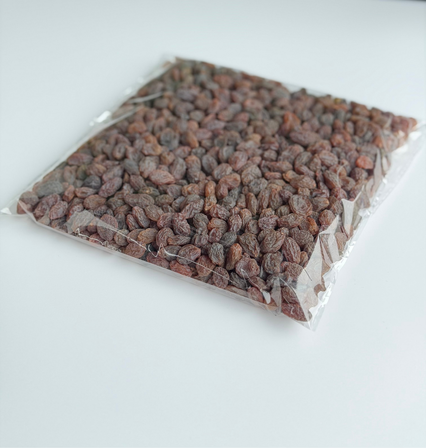 Afghan red raisins